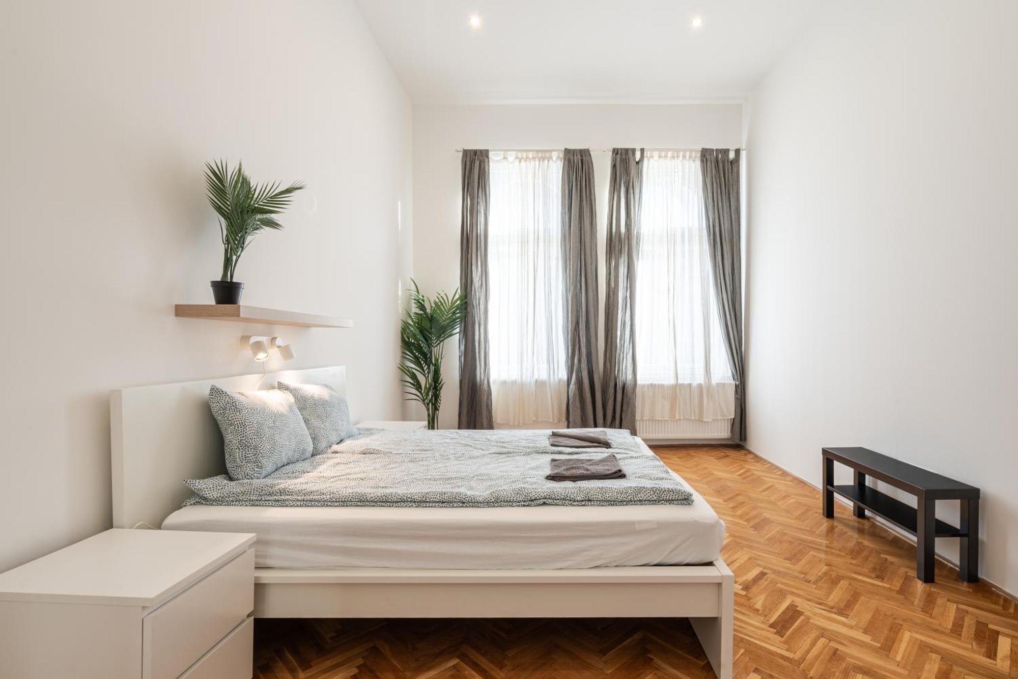 Luxurious Downtown Family Suite Budapest Exterior foto
